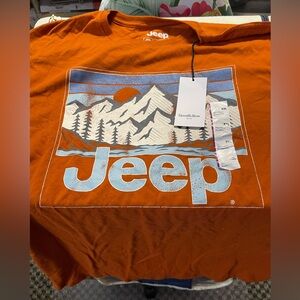 New with tags men’s XXL jeep T-shirt, orange picture on the front